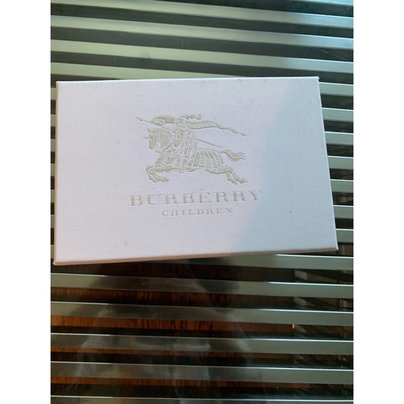 Burberry silver high tops SZ 24/SZ 7.5 US - Picture 5 of 7